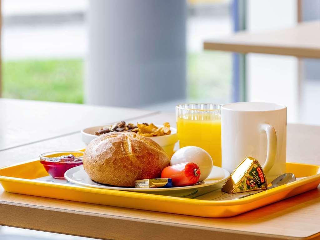 Ibis Budget Berlin Kurfuerstendamm - Neu Renoviert Restaurant photo