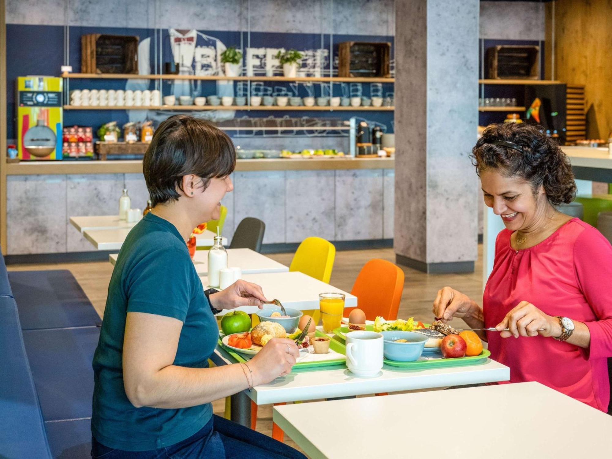 Ibis Budget Berlin Kurfuerstendamm - Neu Renoviert Exterior photo