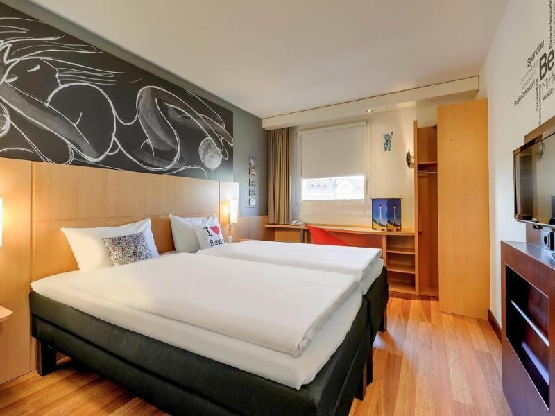 Ibis Budget Berlin Kurfuerstendamm - Neu Renoviert Exterior photo