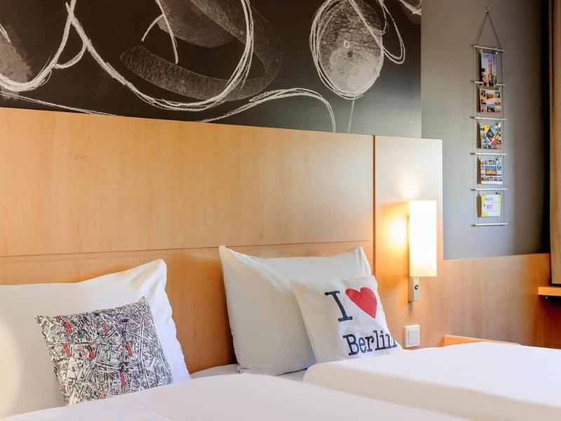 Ibis Budget Berlin Kurfuerstendamm - Neu Renoviert Exterior photo